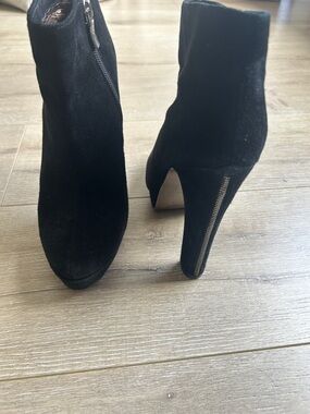 BCBGeneration Black Suede High Heel Ankle Booties with Back Zip Detail